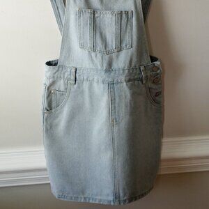 'boohoo BLUE' Washed Denim Bib Skirt Overall Size 6 EUC